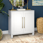 Hudson&Canal - Meuble d'appoint Chabot de 71 cm de largeur - Blanc-Fabriqué à partir de matériaux MDF robustes dans une finition blanche