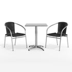 Flash Furniture – Table carrée de 23,5 po en aluminium/2 chaises en rotin noir, intérieur/extérieur (TLH-ALUM-24SQ-020BKCHR2-GG)-Garantie : limitée de 5 ans (pièces en métal fixes), 2 ans sur les pièces mobiles (détails avec le produit)