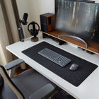 BlueDiamond - Grand tapis de bureau en feutre haut de gamme pour bureau à domicile et gaming, dessous en caoutchouc antidérapant – 35,4 po L x 15,7 po L – Charcoal-Dimensions globales: 25,6 po L x 11,8 po Lx 0,12 po P