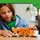 LEGO Minecraft The Fox-Includes the fox’s favorite snacks: berries and an egg