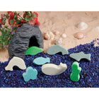 Yellow Door - Les petites terres - Océan, ensemble de 8 figurines en pierre-Fabriqués à partir d'un mélange de pierres durable, ils sont suffisamment résistants pour être utilisés dans l'eau et le sable, ce qui les rend parfaits pour les jeux en extérieur dans un petit monde.