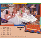 DateWorks - 2026 Calendrier en Boîte jour à la fois - 5,12 po x 4,31 po - Amis - Anglais -Plus de 300 pages pour chaque jour de l'année, avec samedi et dimanche combinés pour créer des pages de week-end
