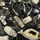 TerraCycle - Déchets Électroniques - Zero Waste Box- Moyenne-Inclus : boîte de collecte durable imprimée en couleur avec doublure interne, étiquette d’expédition UPS prépayée pour le retour, et recyclage des déchets collectés.