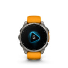 Garmin - fēnix 8 – 47 mm, saphir AMOLED, titane avec bracelet en silicone orange étincelant/graphite-Naviguez en extérieur avec une précision de positionnement supérieure, grâce au GPS multibande doté de la technologie SatIQ™ et aux capteurs intégrés pour boussole à 3 axes, gyroscope et altimètre barométrique
