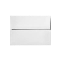 LUX - A2 (4 3/8 x 5 3/4 po), 70lb, blanc brillant, 1000/boîte (20446-1000)-Le papier vélin blanc de 70 lb est parfait pour les invitations à des fêtes, les cartes de remerciement, les faire-part de mariage et les annonces.
