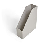 Porte-revues en plastique TRU RED, gris-Fabriqué avec un plastique plus durable, ce porte-revues au fini gris mat est un excellent ajout à tout espace. Utilisez-le seul ou combinez-le avec d’autres accessoires assortis.