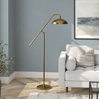 Hudson&Canal - Lampadaire Devon à bras articulé avec abat-jour en métal - Laiton/laiton-Une finition en laiton fabriquée à la main est appliquée à la base en métal de l'arbre