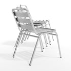 Flash Furniture - Chaise de restaurant empilable commerciale pour intérieure/extérieure en aluminium avec dossier à trois lattes-Les renforts transversaux offrent une stabilité supplémentaire.