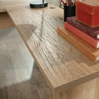 Sauder - La Collection Hillmont Farm Bureau en L - Finition Timber Oak-Petit tiroir avec glissières en métal et butées de sécurité