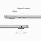 Apple - 15,3 po Portatif MacBook Air, M2, SSD 256 Go, Mémoire unifiée 8 Go, Argent, Anglais-Jusqu’à 40 % plus rapide pour les montages vidéo chronologiques complexes