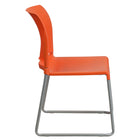 Chaise empilable orange profilée HERCULES d’une capacité de 880 lb à dossier complet avec base traîneau enduite de poudre grise-Cadre de base traîneau enduit de poudre grise