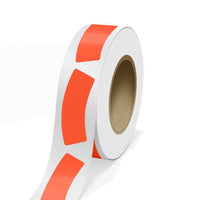 JAM Paper - Rouleaux d'étiquettes standard - en forme de goulot de bouteille - 1 3/16 x 3 1/4 - rouge fluo - 125 étiquettes/rouleau-Couleur : Rouge fluo | Faites ressortir votre courrier avec des étiquettes d'adresse d'expédition colourées.