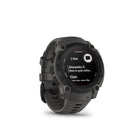 Garmin - Montre connectée Instinct E - 40 mm - Noir avec bracelet anthracite-Conception robuste - Démarquez-vous grâce à une conception robuste, comprenant un boîtier haute résistance de 40 mm et un écran résistant aux rayures.