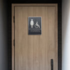 Futech - Panneau de Toilette Femme et Handicap en Braille - Gris - Paquet de 2-Application adhésive incluse pour le montage