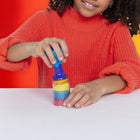 Kinetic Sand - Mélange arc-en-ciel-Mélangez les couleurs de l'arc-en-ciel : Les moules en forme de château contiennent chacun 127 g d'une des couleurs primaires (rouge, jaune et bleu) que vous pouvez mélanger pour créer toutes les couleurs de l'arc-en-ciel !