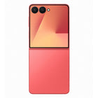 Samsung Galaxy Z Flip7 - 256 GB - Coralred - Bell and Virgin Plus-With Galaxy Z Flip7, you can use AI-powered features like Gemini Live directly through the cover screen. Experience truly handsfree functionality for total control and convenience with Galaxy Z Flip7