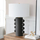 Hudson&Canal - Lampe de table Jurrah 27" en céramique avec abat-jour en tissu - Noir mat/blanc-Nettoyer avec un chiffon doux et sec, sans produits chimiques agressifs ni produits de nettoyage abrasifs