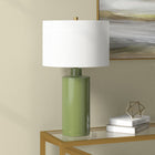 Hudson&Canal - Lampe de table Selina en céramique de 63 cm de haut avec abat-jour en tissu, - Vert estragon/blanc-Conçu pour une ampoule à incandescence de 60 W - ampoule LED de 9 W, ampoule fluorescente (CFL) de 13 W ou ampoule LED à ballast automatique de 9 W, ampoule à culot E26, ampoule non incluse