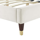 Modway Leah - Lit plateforme Queen en velours haute performance à motif chevrons avec pieds en bois et manchons en métal doré - Blanc-Capacité de poids : 800 lb.