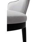 Manhattan Comfort - Fauteuil de salle à manger moderne glamour Carrington 53,1 cm, revêtement en velours, gris clair-Conception unique à dos ouvert
