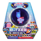 Bitzee - Animal de compagnie numérique en forme de boule de hamster-Amis numériques avec lesquels vous pouvez interagir : Bitzee Hamster Ball réagit au toucher, au mouvement et roule avec des effets sonores et des interactions. Découvrez 20 amis pour rejoindre votre hamster héroïque dans des aventures amusantes. 3 piles AA fournies