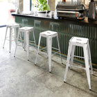 Flash Furniture Tabouret de bar pour intérieur et extérieur en métal blanc vieilli de 30 po haut. sans dossier-Conception sans dossier