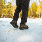 Impacto - Crampons hexagonaux en acier Sasquatch avec sangles - Grande taille (homme 44-46) - Noir - 1 paire-La semelle durable avec des crampons de forme hexagonale traités thermiquement offre six points de contact