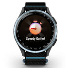 Garmin - Approche J1 Lunette en aluminium bleu nuage avec bande en tissu ComfortFit noire/azur-Tenir le score: Enregistrez facilement les scores directement sur la montre Approach J1 après chaque trou