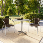 Flash Furniture – Table carrée de 31,5 po en aluminium avec 2 sièges en rotin, intérieur/extérieur (TLH32SQ020CHR2)-31,50 larg. x 31,50 prof. x 27,25 haut. (po)/carré