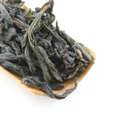 Tao Tea Leaf - Thé oolong biologique QiLan Wuyi, 50 g de thé en vrac-Cette zone a donné naissance à plusieurs des plus célèbres thés chinois, y compris le Lapsang Souchong et le Da Hong Pao