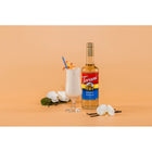 Torani - Sirop vanille française avec pompe -750 mL-Plus que simple café : Parfait pour les lattes, les frappes, les thés, le café brassé et glacé, les desserts et autres boissons mélangées congelées