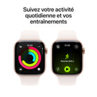 Apple - Watch Series 11 - 42 mm - GPS - Boîtier en aluminium Or rose avec Bracelet sport Rose tendre, Petite/Moyenne-Avec des données avancées pour tous vos entraînements, ainsi que des fonctionnalités comme Rythme, les zones de fréquence cardiaque, la charge d’entraînement et Workout Buddy propulsé par Apple Intelligence à partir de votre iPhone à proximité, et plus encore. Et Apple Watch Series 11 inclut trois mois d’abonnement Apple Fitness+