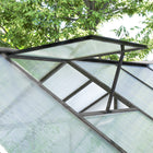 Outsunny - Serre en polycarbonate 6 pi x 10 pi x 6,4 pi- Une lucarne de toit ouvrante assure une excellente ventilation de votre unité  
