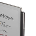 reMarkable - Pack tablette Paper Pro avec Marker Plus et étui portefeuille en cuir premium - Noir-Contrairement à la plupart des ordinateurs portables et téléphones, reMarkable Paper Pro est doté d'un écran antireflet qui reflète la lumière naturelle