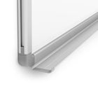 Luxor Tableau blanc mural effaçable à sec en acier porcelaine magnétique avec tablette à marqueurs - 72 po x 40 po-Résistance aux traces : La surface en porcelaine empêche l’absorption de l’encre et conserve un aspect impeccable