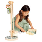 Manhattan Toy - Ensemble de nettoyage factice en bois de 5 pièces-1 plumeau avec une lingette anti-poussière amovible en tissu