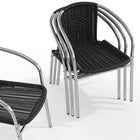 Flash Furniture 4 pièces - Chaise empilable de restaurant commerciale pour intérieur et extérieur en aluminium et rotin noir-Les renforts transversaux offrent une stabilité supplémentaire.