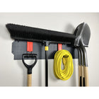 Gator Magnetics - Cible murale en acier de 16,75 po x 12 po – Noir-Utilisez plusieurs cibles murales pour créer votre propre système d'organisation murale avec un aspect et une sensation très propres avec un motif de grille subtil pour aider à garder les outils droits et d'aplomb