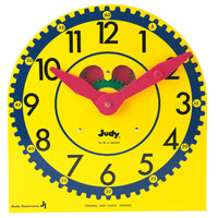 Carson DellosaMD – Horloge JudyMD classique en bois, maternelle à 3e année-Groupe d’âge et niveau : Enfants de 5 à 8 ans, de la maternelle à la 3e année