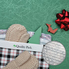 Quality Park - Enveloppes à bulles en poly avec fermeture pelable Redi-Strip - 11 po L x 8,25 po l - carreaux - paquet de 8-Retirez simplement le ruban pelable Redi-Strip pour fermer l’enveloppe rapidement, et appuyez pour sceller de manière propre et hygiénique, sans laisser passer l’humidité