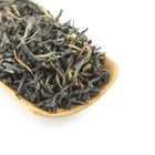Tao Tea Leaf - Thé noir biologique Assam d’or, thé en vrac de 50 g-Ce thé est reconnu pour sa saveur riche, sucrée et maltée. Ce thé est originaire de la belle région d’Assam, située dans le nord-est de l’Inde