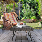 Outsunny - Table d’appoint pliante d’extérieur en rotin, gris mélangé-Base en acier robuste et pliable, résistante à la rouille, aux rayures et à l'écaillage  