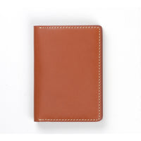 Decent Living - Étui à passeport en cuir - Marron-Matière : Cuir véritable pleine fleur pour une qualité et une sophistication durables