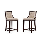 Manhattan Comfort - Tabouret de comptoir Fifth Avenue 19" traditionnel rembourré en similicuir - crème et noyer foncé - lot de 2-Tabouret de comptoir traditionnel avec dossier parfait pour une utilisation au bar et dans la cuisine. Ensemble de 2