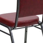 Flash Furniture – Chaise banquet empil Hercules, dos couronne, vinyle bourgogne, siège de 2,5 po, structure argentée, 4/paquet-Panneau arrière sans couture