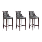 Manhattan Comfort - Fifth Avenue tabouret de bar traditionnel 19" en similicuir gris galet, lot de 3-Tabouret de bar traditionnel avec dossier parfait pour une utilisation au bar et dans la cuisine. Ensemble de 3