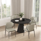 Manhattan Comfort - Lot de 4 chaises de salle à manger modernes Kirsten 20,5 po en similicuir gris clair-Revêtu d’un similicuir luxueux avec des coutures raffinées