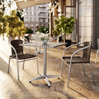 Flash Furniture – Table carrée de 27,5 po en aluminium avec 2 sièges en rotin, intérieur/extérieur (TLH28SQ020CHR2)-Pour utilisation commerciale