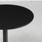 HOMCOM - Table à manger ronde avec base en acier et patin antidérapant pour salon - noir-Matériaux : MDF, Acier 