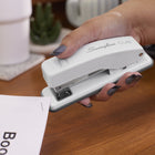Swingline - Cub Agrafeuse compacte en métal - Blanc-7